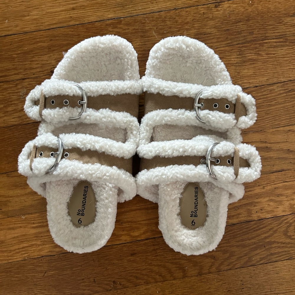 No Boundaries White and Tan Sandals with Adjustable Straps Worn ONCE in house